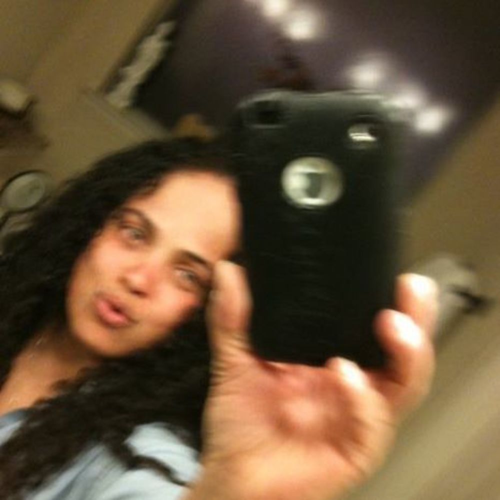 Meet your Posher, Iliana